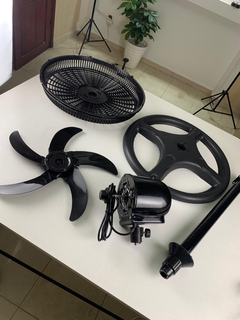 Ventilateur sur pied 40cm avec rotation à 360 degrés 3 vitesses – مروحة حجم كبير